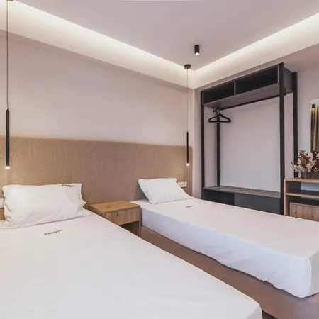 Villa Infinity Theo